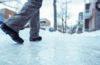 ����� 700 ��������� ���������� � ������ ��-�� �������� �� ��������� ����